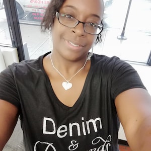 NICHOLE added a photo of their purchase