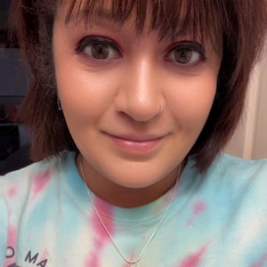Victoria added a photo of their purchase