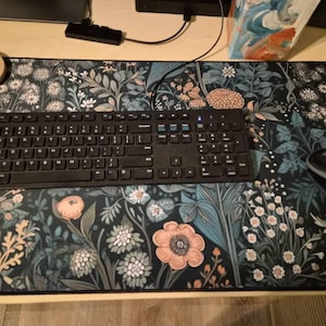 ROBIN added a photo of their purchase