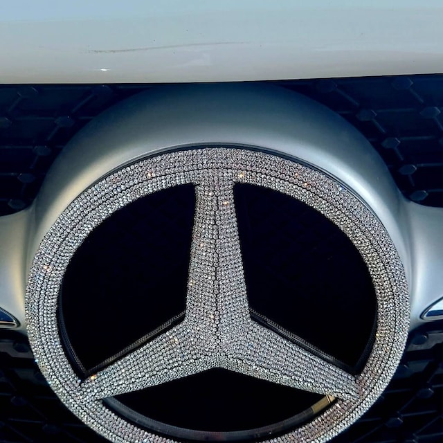 Rhinestone Bling Car Emblems,mercedes Benz 3D Emblem.only Nissan, H  Logo,lexus, Chevy Are Decal Stickers Front Grille Emblem Easy to Install 