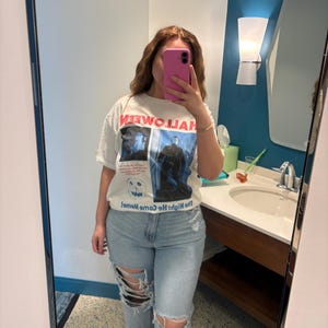 Lindsey added a photo of their purchase