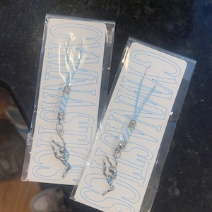 Madelyn added a photo of their purchase