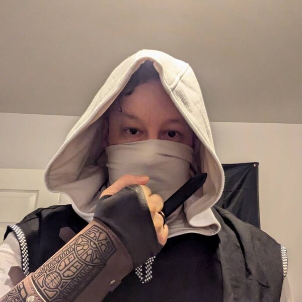 Teufels-Masken-Kapuze Aus Kunstleder: Perfekt Für Cosplay, Gothic & Techwear – Verstellbar, Weich & Mit Integrierter Maske (Matt Schwarz)
