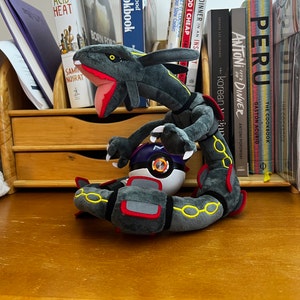 Shiny Mega Rayquaza Plush! (Review)