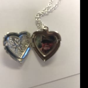 JENNIFER added a photo of their purchase