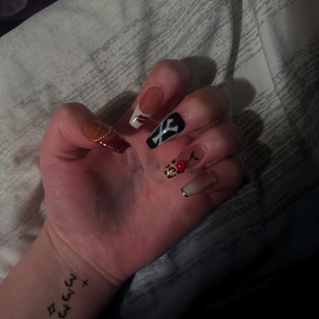 Bold Y2K Press on Nails, 8 Ball Cherry Nails, Handmade Press on Nails With  NYC Graffiti, Y2K Cherry Leopard Print Nails, Y2k Nails - Etsy Hong Kong