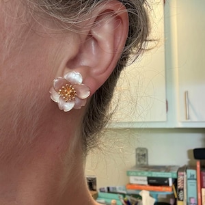 Lindsay added a photo of their purchase
