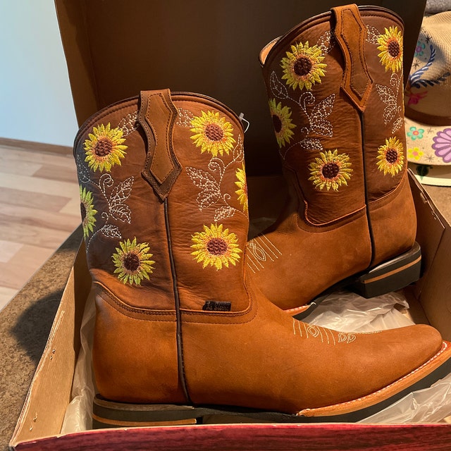 Bottines Western - Cuir Vachette Brun Foncé Bout Pointu Femme - Corral Boots Couleur Brun Taille 10 US (41 EU