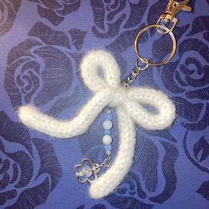 手作りのリボンキーホルダー - Etsy 日本