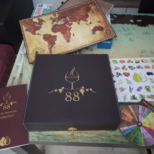 Sommelier Wine Aroma Kit by Aromaster - 88 Wine Aromas (the Wine