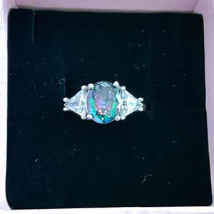 Deshia added a photo of their purchase