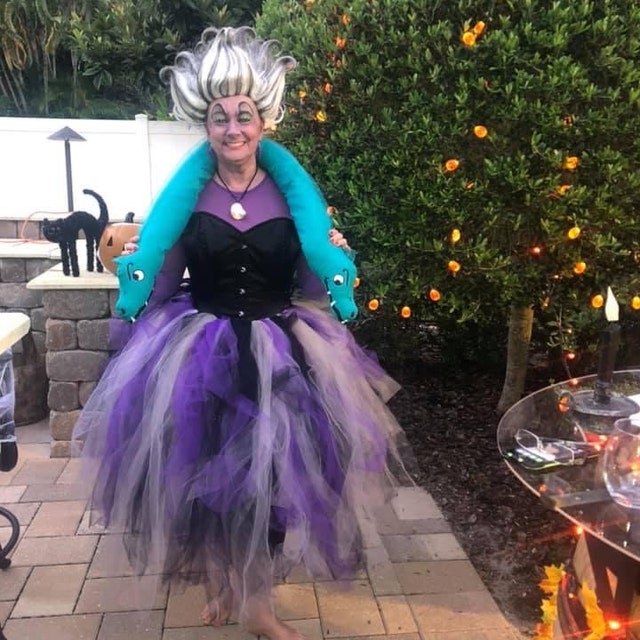 Ursula Costume Plus Size, Spread out the tulle (or add more) so