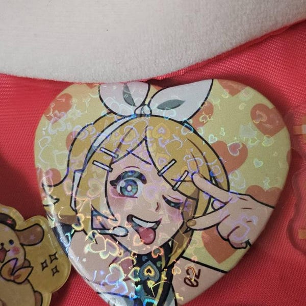 VOCALOID | Holo Heart Buttons - Etsy