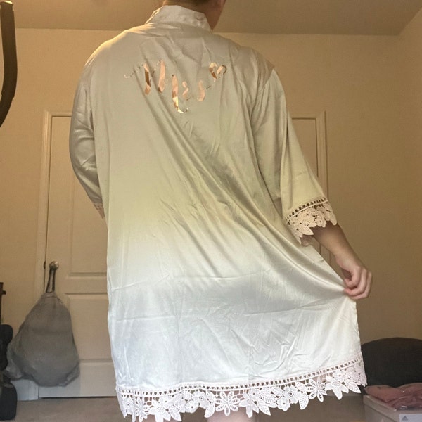 Silky Chunky Lace Robe, Personalized Bridesmaid Robes, Bridal Party ...