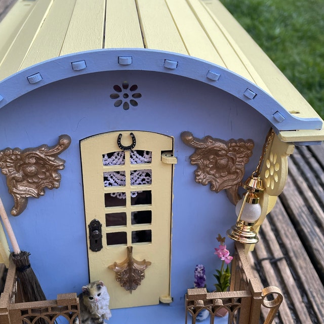 Caravan best sale dollhouse kit