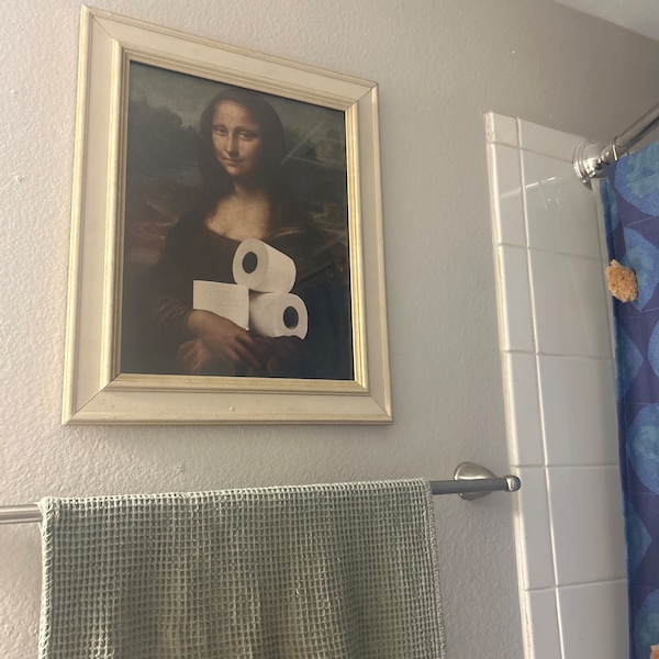 Mona Lisa Toilet Paper Painting, Funny Bathroom Wall Art (digital ...