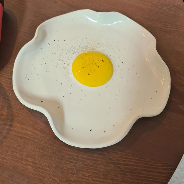 Fried Egg Ceramic Spoon Rest For Stove Top And Kitchen Counter | Large