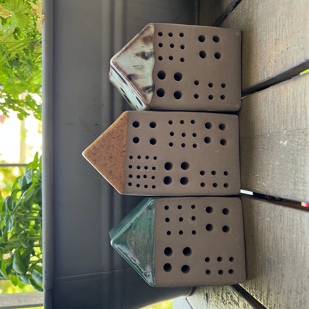 Bienensteinhäuschen Insektenhotel