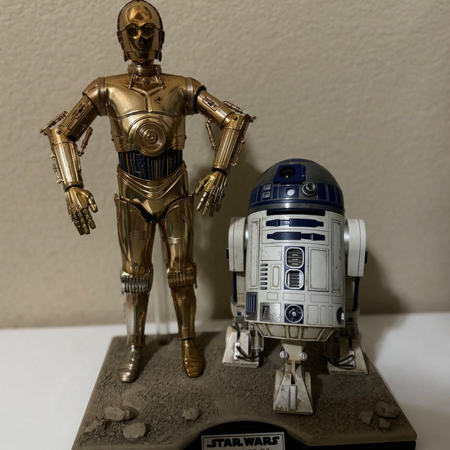 スターウォーズ 1/6スケール C-3PO と R2-D2 用ディスプレイスタンド