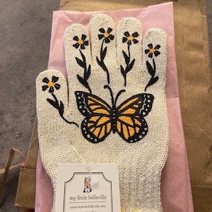 Taeylor added a photo of their purchase