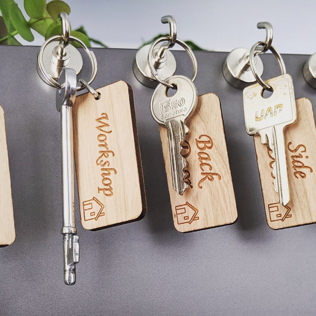 Portachiavi In Legno Personalizzato Con Foto Incisa - Regalo Unico