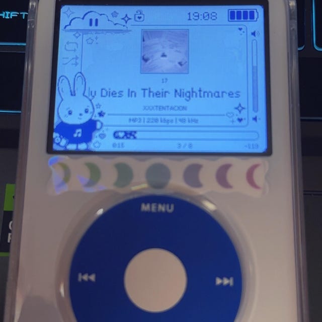 Apple iPod Classic - 第5世代、ホワイト＋ブルー（3000mAhバッテリー