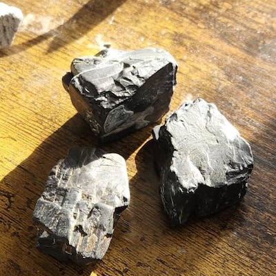 Raw Garnet Stone Rough Crystal Stone Gemstone Crystal - Etsy