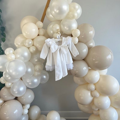 kay unger one shoulder gown