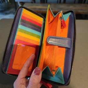 Veki Women's Double Zipper Pocket Wallet