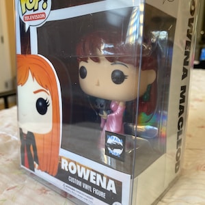 Rowena Custom Vinyl Figure 