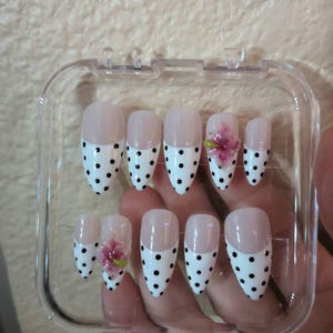 Katelyn added a photo of their purchase