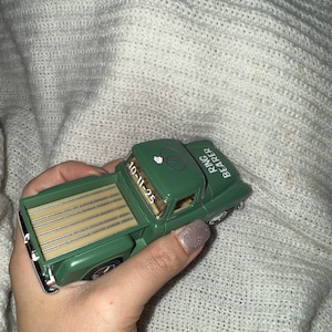 Meagan added a photo of their purchase