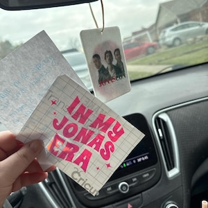 Caitlyn added a photo of their purchase