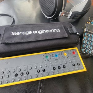 OP-Z - teenage engineering 【専用ケースセット】 今なら専用ケースをプレゼント！ Teenage Engineering OP-Z +