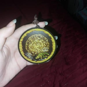 Carolina added a photo of their purchase