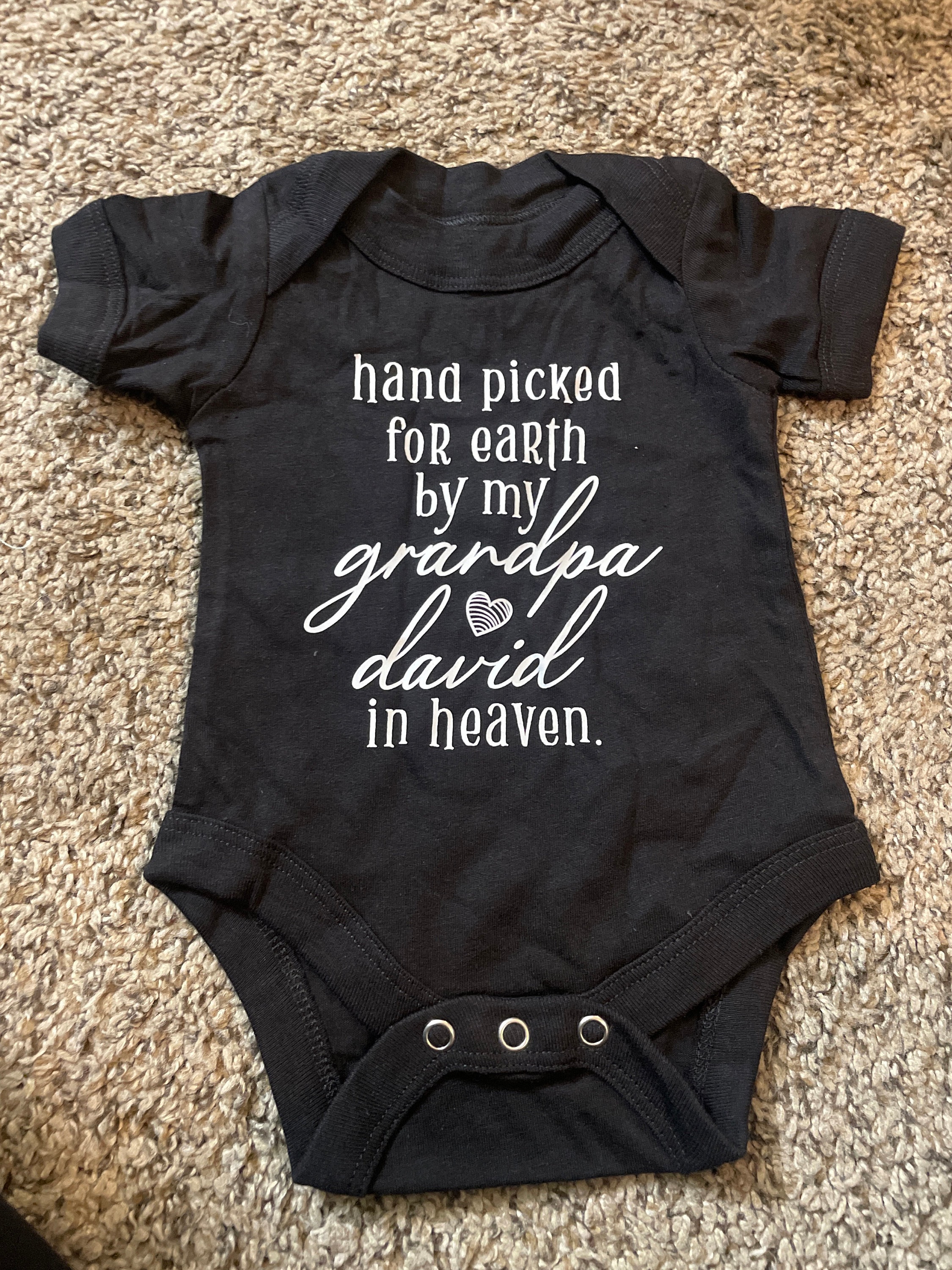 Hand Picked for Earth by My Grandpa in Heaven Onesie®, Pregnancy Announcement, Grandpa Grandma Auntie Uncle Onesie®, Baby Shower Gift