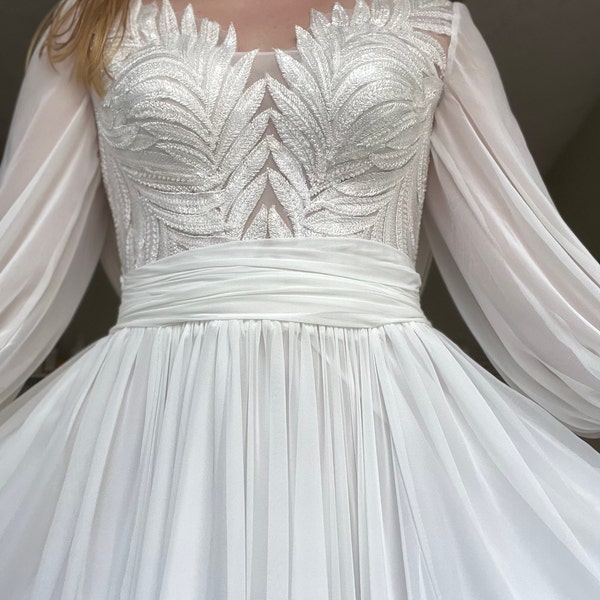 Modern Chiffon Minimalist Wedding Dress with Detachable Long Sleeves main image 1