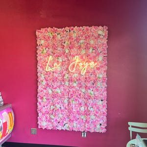 Arisbeth added a photo of their purchase