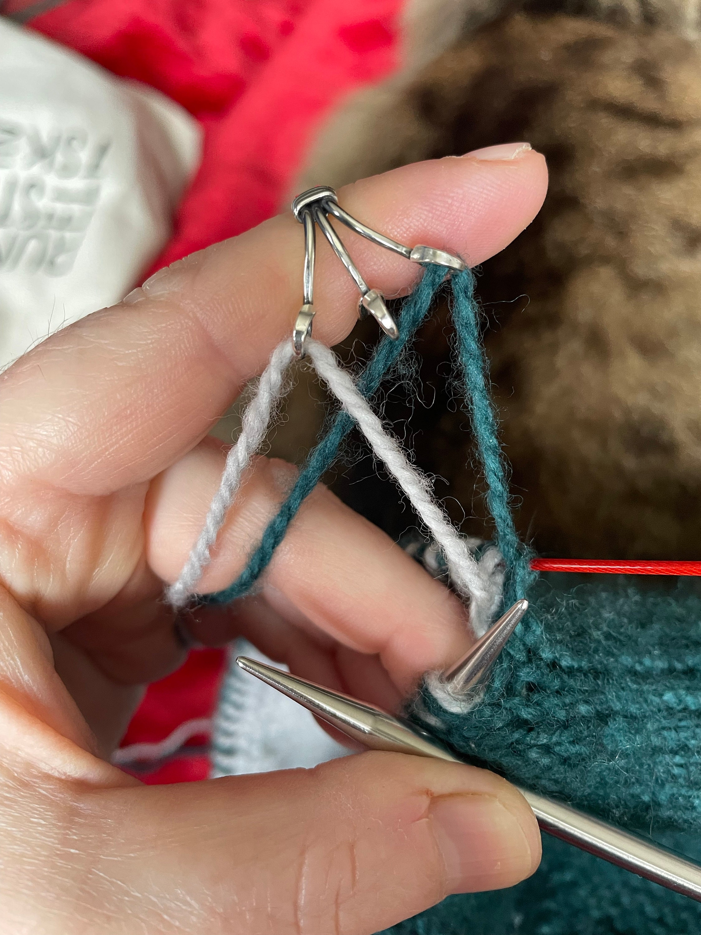 Three Colour Yarn Guide Knitting Ring - Stranded Knitting 3 Hook Ring - Colorwork - Fair Isle - Crochet