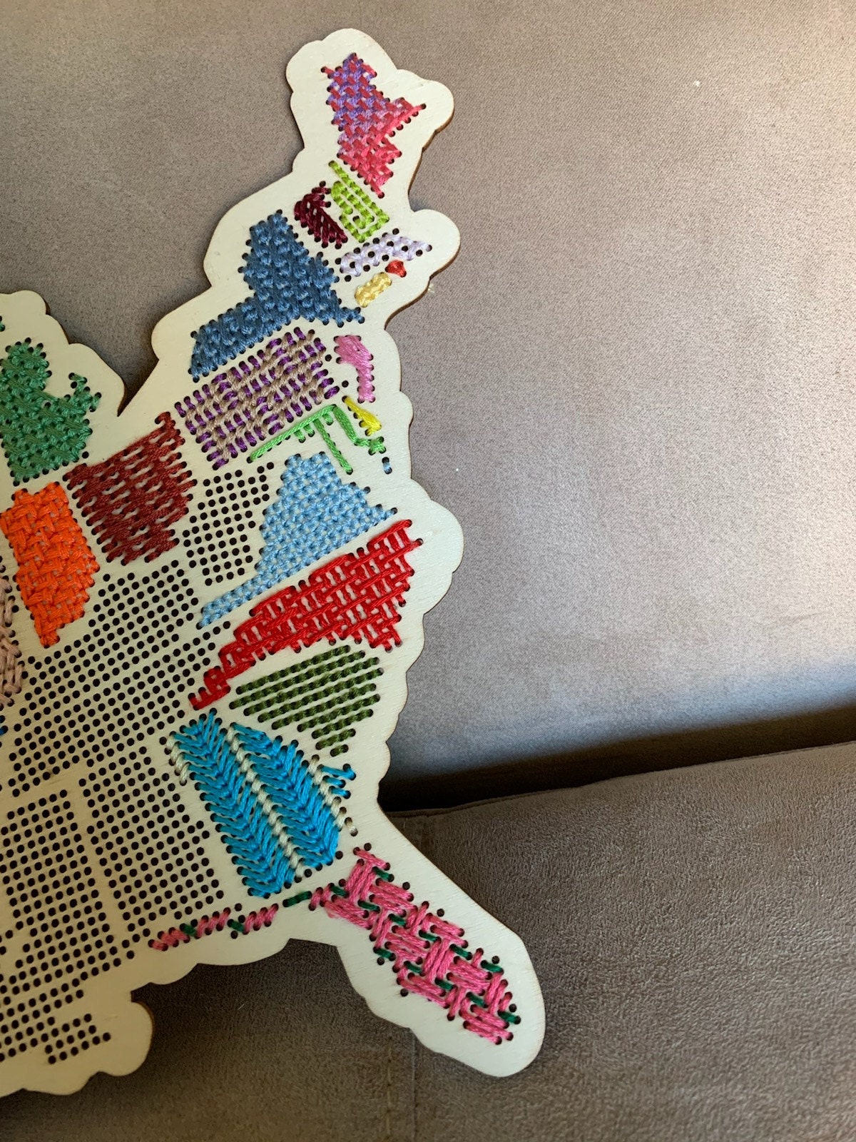 Stitchable Wooden US State Map | Cross Stitch & Embroidery United States Perforated Wood Map | Plywood Needlepoint Wedding or Moving Gift