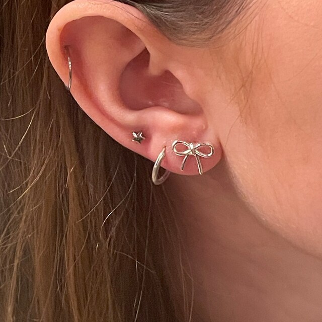 Bow Earrings For Women – Sparkly Rhinestone Stud Earrings, Silver, Christmas Gift & Stocking Stuffer