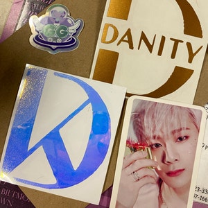 Kang Daniel DANITY Logo Decal 강다니엘 – GGVinyls