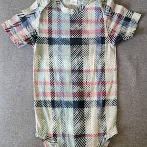 Emiliya added a photo of their purchase