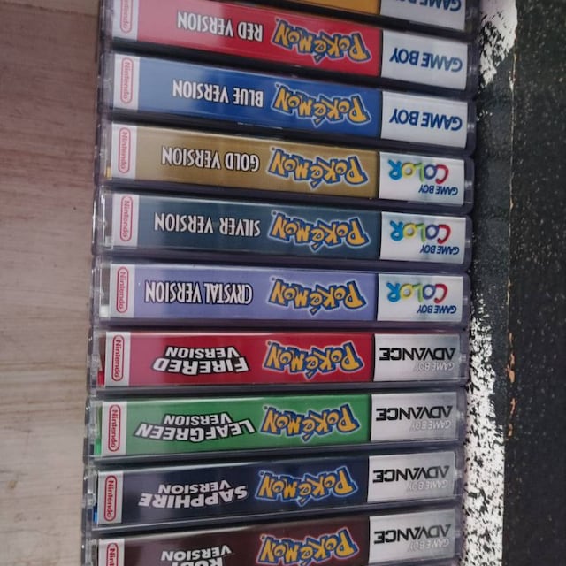 Pokemon Gold Version - Retro Game Cases 🕹️