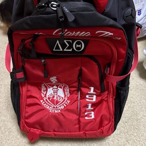 Archias added a photo of their purchase