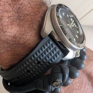 リストバディーズ ユニバーサル FKM ラバーウォッチストラップ 20mm Waffle Watch Band Chaffle Curved FKM rubber Watch Strap
