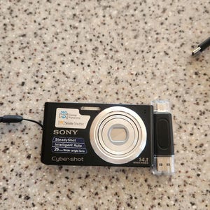 Hanna added a photo of their purchase