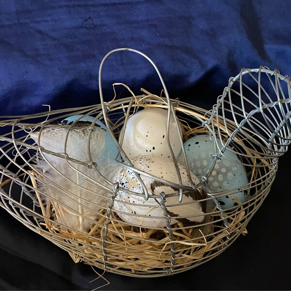 French Country Pelletier Distressed Wood