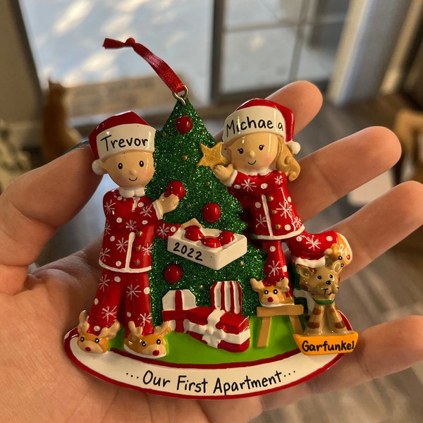 1st Decorating Tree Couple - Personalized Ornaments - Family Ornaments ...
