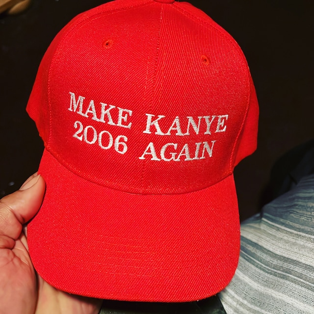 Kanye West pledges to perform in Maga hat, and reaffirms